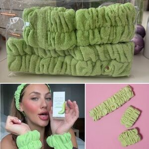 Glow Recipe Avocado Headband & Wristband Set Green Avocado